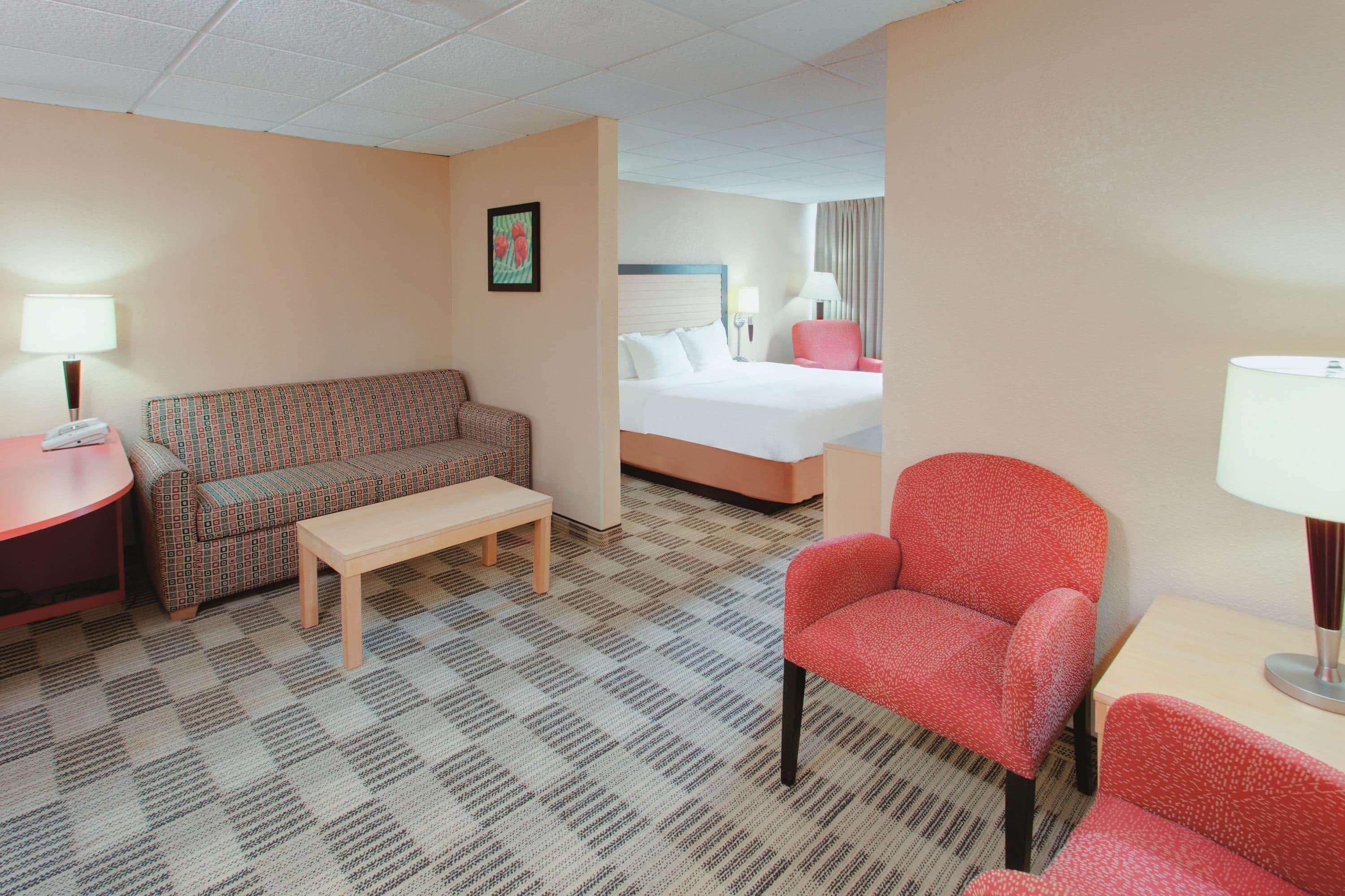Ramada Inn By Wyndham Fairfield Nj מראה חיצוני תמונה